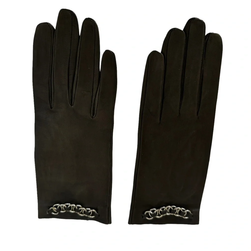 Dark Gray Vintage Leather Ladies Gloves with Silver Links